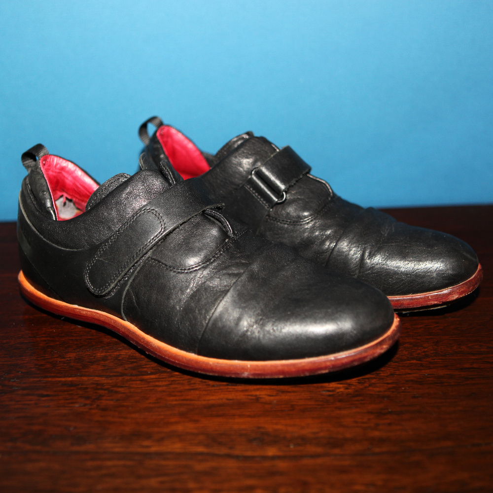 Tsubo Kreiken black leather shoes 42